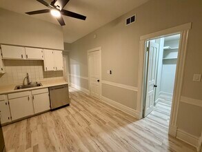 845 N Mozart St in Chicago, IL - Building Photo - Building Photo