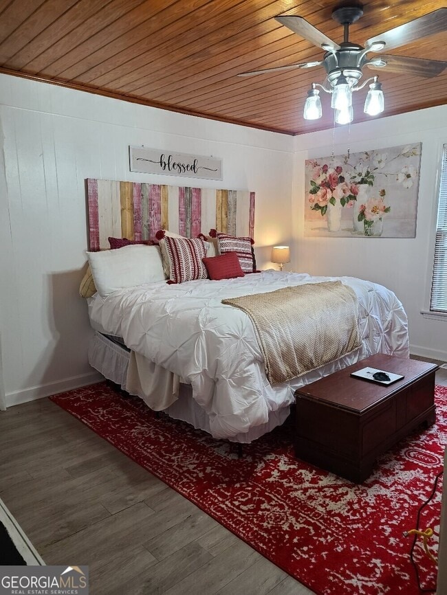 property at 904 Park Ave