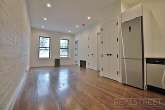 819 Avenue C in Brooklyn, NY - Building Photo - Floor Plan