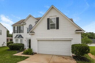 9908 Spring Park Dr in Charlotte, NC - Foto de edificio - Building Photo