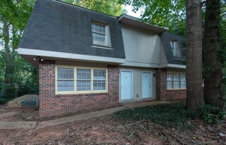 1155 Alan Ave in Auburn, AL - Building Photo