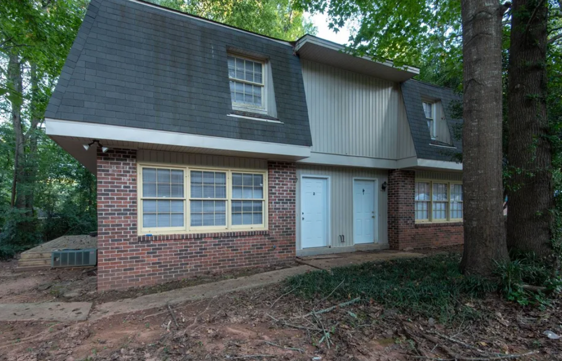 1155 Alan Ave in Auburn, AL - Building Photo