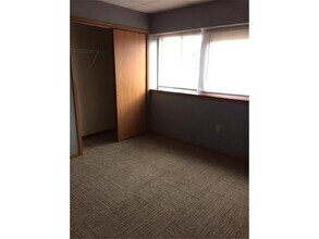 109 E Luverne St in Luverne, MN - Building Photo - Building Photo