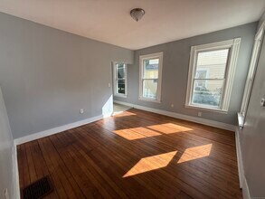 69 Henry St in New Haven, CT - Building Photo - Building Photo