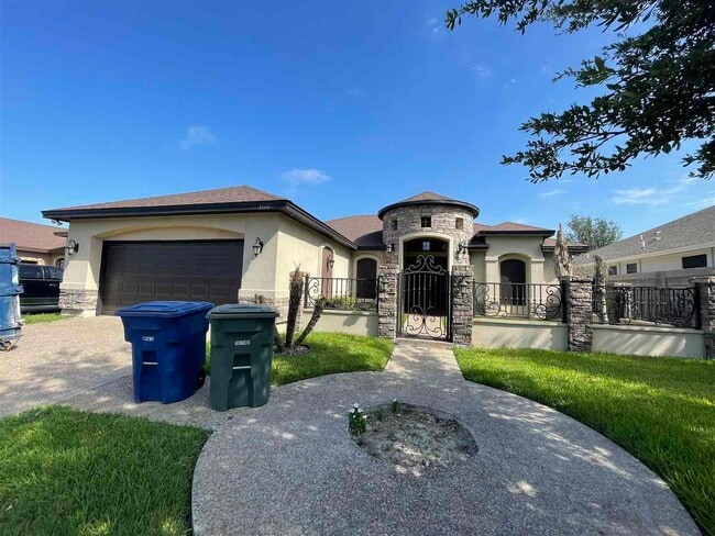 property at 3122 Rosco Dr