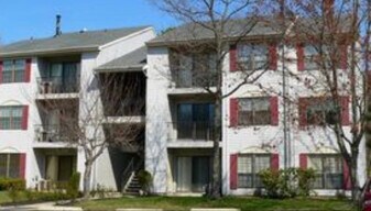 69 Federal Ct in Galloway, NJ - Building Photo