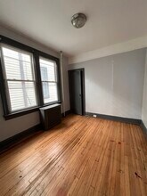 36 Rutgers Ave, Unit 1 in Jersey City, NJ - Foto de edificio - Building Photo