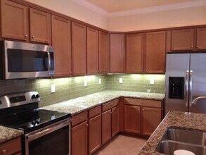 10510 Yorkstone Dr in Bonita Springs, FL - Foto de edificio - Building Photo