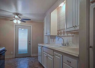 770 S 70th St in Omaha, NE - Building Photo - Building Photo