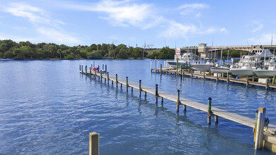 107 Lighthouse Dr in Jupiter, FL - Building Photo - Building Photo