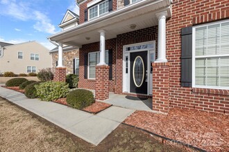 1010 Wellscroft Rd in Indian Trail, NC - Building Photo - Building Photo