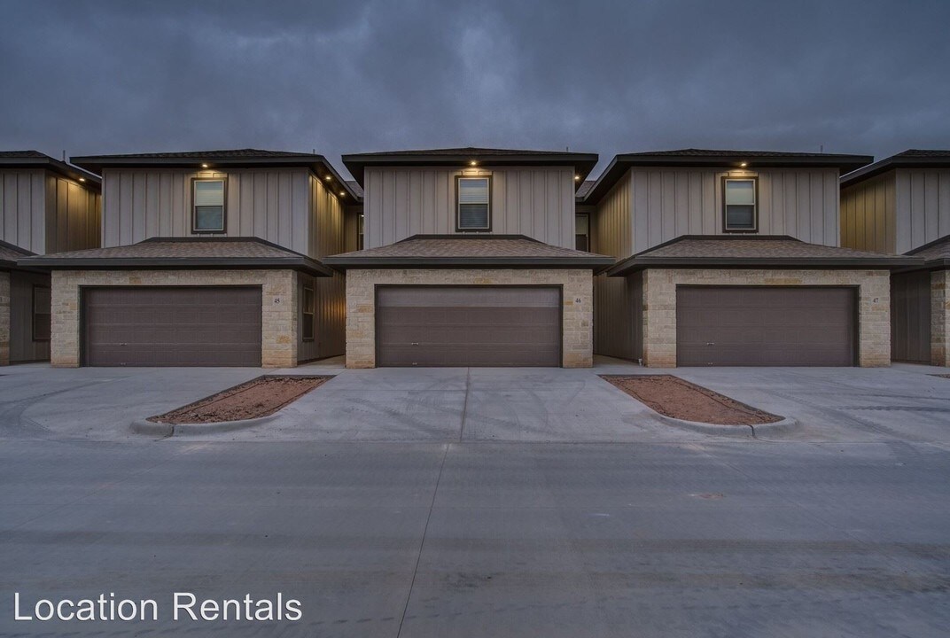 6040 24th St in Lubbock, TX - Building Photo