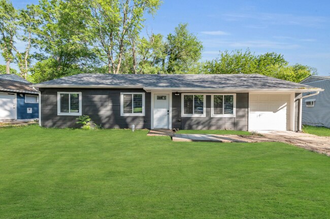 property at 7112 E 107th Terrace