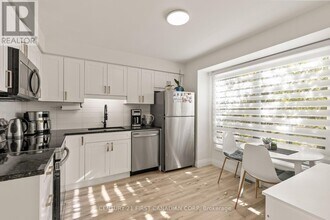 355 Sandringham Crescent in London, ON - Building Photo - Building Photo