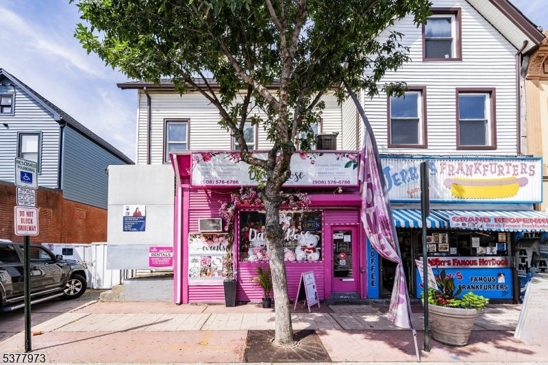 904 2nd Ave in Elizabeth, NJ - Building Photo