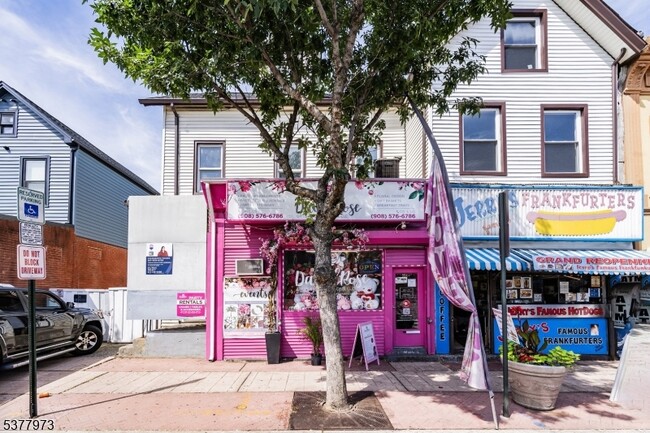 property at 904 2nd Ave