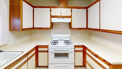 43 Brewer St in Templeton, CA - Building Photo - Building Photo