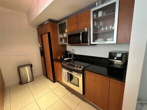 2775 2775 in Aventura, FL - Building Photo - Building Photo