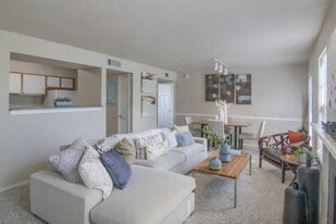 Villas at Countryside Apartment Homes in Moore, OK - Building Photo