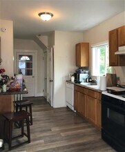 123 Winthrop St, Unit 1 in Medford, MA - Building Photo - Building Photo