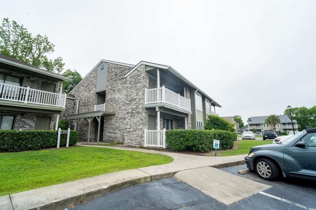4712 Cobblestone Dr in Myrtle Beach, SC - Building Photo - Building Photo