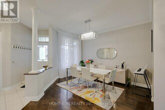 190 Keyrock Dr in Ottawa, ON - Building Photo - Building Photo