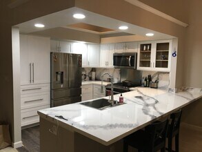 8317 Bluebird Way, Unit M in Lorton, VA - Building Photo - Building Photo