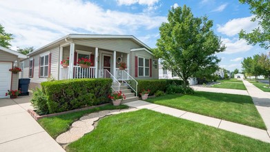 Maple Brook in Matteson, IL - Building Photo - Building Photo