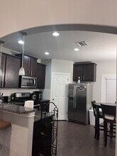 1005 Boatswain Wy in Austin, TX - Building Photo - Building Photo