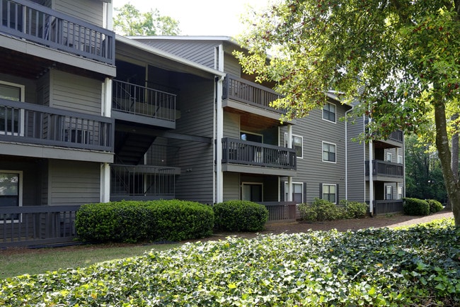 ARIUM Morgan Falls in Sandy Springs, GA - Foto de edificio - Building Photo