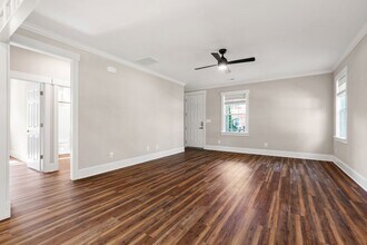 129 E Chestnut Ave in Wake Forest, NC - Building Photo - Building Photo