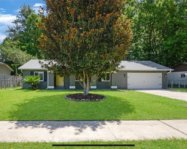 property at 105 Lido Rd