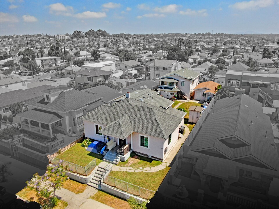 2136 Harrison Ave in San Diego, CA - Building Photo