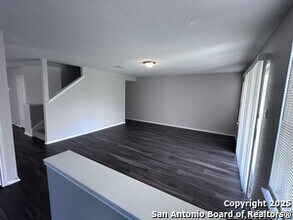 11007 Baffin Oaks in San Antonio, TX - Building Photo - Building Photo