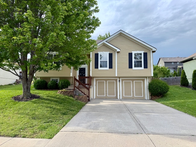 property at 8930 NE 116th St