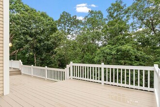 2 Sunset Ridge in Lexington, MA - Building Photo - Building Photo