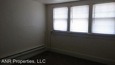 334 S 5th Ave in Pocatello, ID - Building Photo - Building Photo