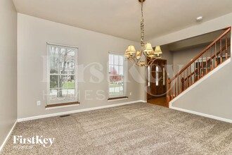 2236 Currier Pl in O'Fallon, MO - Foto de edificio - Building Photo