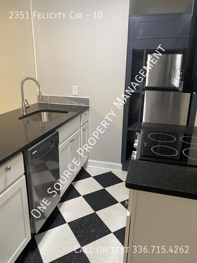 2351 Felicity Cir in Winston-Salem, NC - Building Photo - Building Photo
