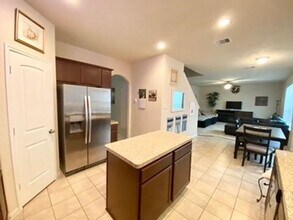 3947 Amalfi Shores Ct in Missouri City, TX - Building Photo - Building Photo