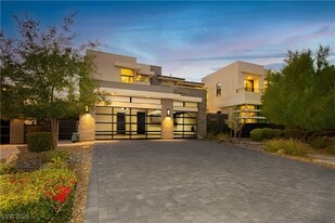 94 Glade Hollow Dr in Las Vegas, NV - Building Photo