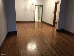 5051 W Berenice Ave-Unit -Unit 1 in Chicago, IL - Building Photo - Building Photo