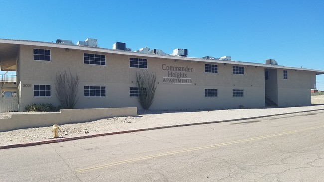 Commander Apartments in Lake Havasu City, AZ - Building Photo - Building Photo