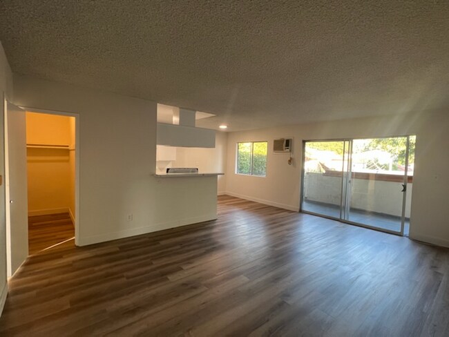 7511 Norton Ave in West Hollywood, CA - Building Photo - Building Photo