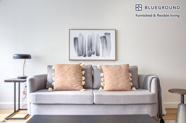 135 Clarendon St, Unit FL3-ID574 in Boston, MA - Building Photo - Building Photo