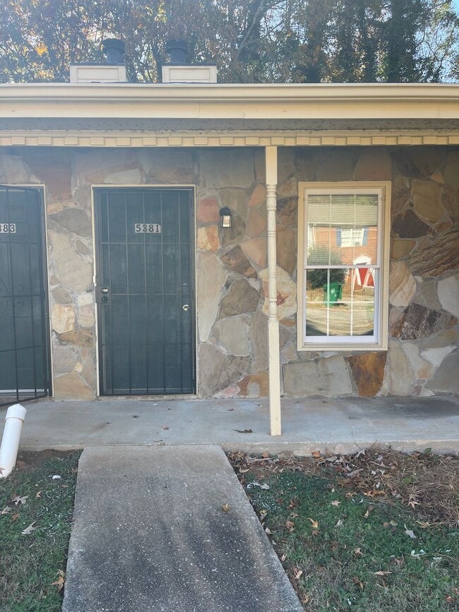 5381-5383 Ridgemere Ct in Stone Mountain, GA - Building Photo - Building Photo