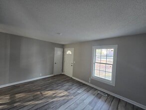 213 Meadowbrook Dr in Enterprise, AL - Building Photo - Building Photo