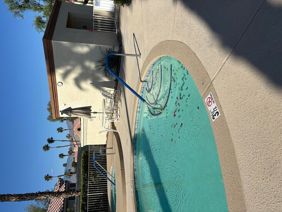76915 Turendot St in Palm Desert, CA - Building Photo