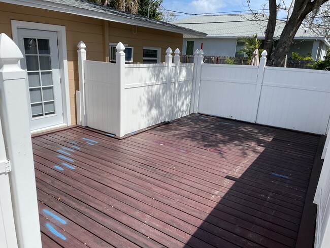 7193 17th Way N, Unit Studio