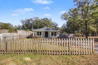 5230 Richburg St in Milton, FL - Building Photo - Building Photo